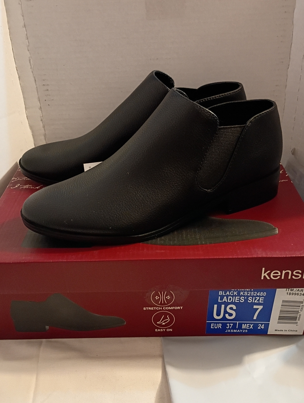 New! Kensie Sammy Bootie Women's Black  Side Zipper Comfort Boots Size 7